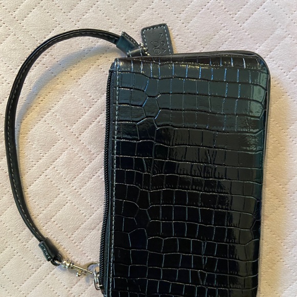 Avon black faux patent leather clutch purse - Picture 8 of 12